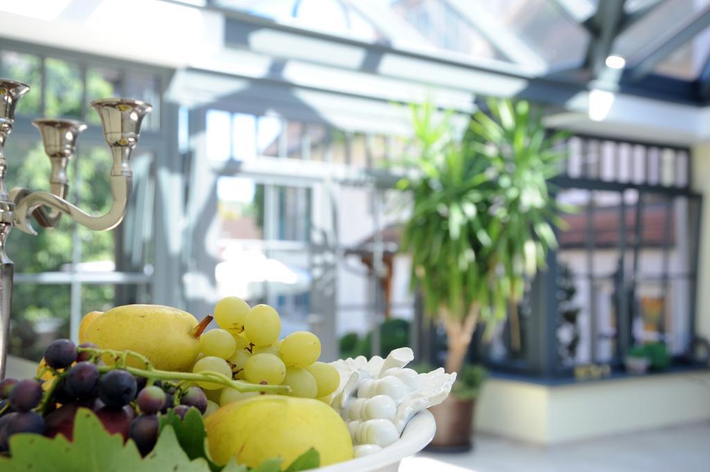 Landgasthof Zum Schwarzen Adler Markt Nordheim Zewnętrze zdjęcie