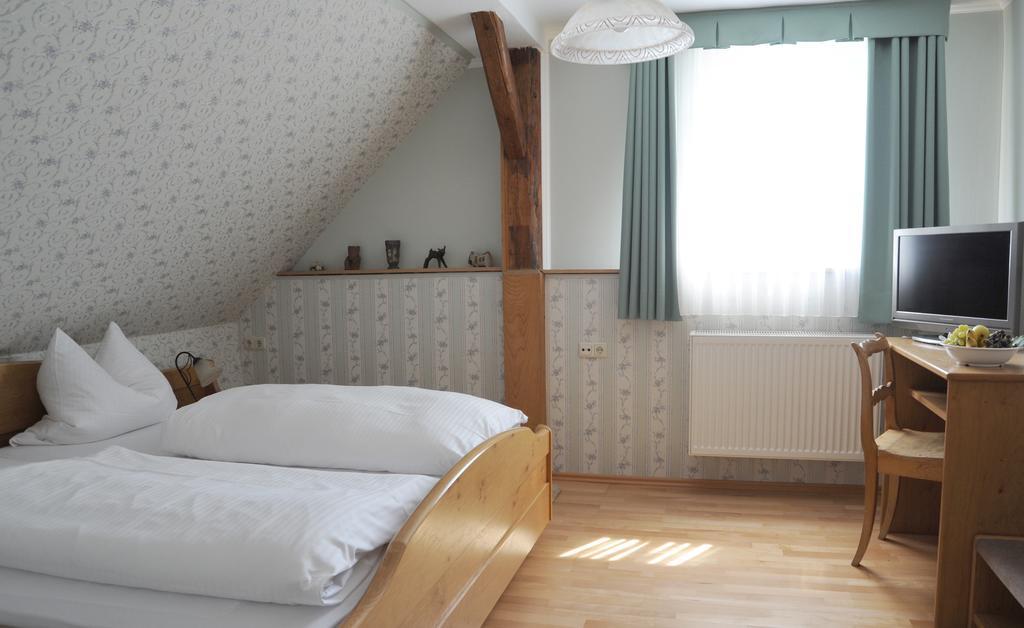 Landgasthof Zum Schwarzen Adler Markt Nordheim Zewnętrze zdjęcie