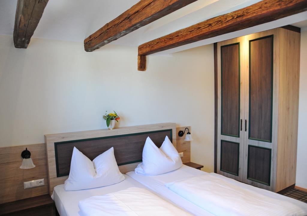 Landgasthof Zum Schwarzen Adler Markt Nordheim Zewnętrze zdjęcie