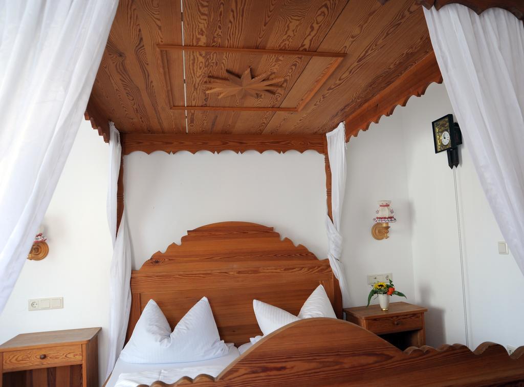 Landgasthof Zum Schwarzen Adler Markt Nordheim Zewnętrze zdjęcie